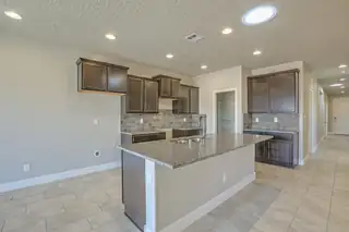 6729 SYDNEY Drive NE 