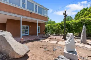 1700 MOUNTAIN Road NW 