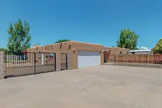 501 Calle De La Angel 