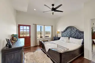 420 BASSETT Boulevard Bedroom