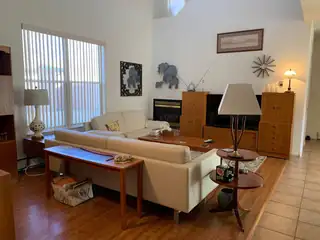 2517 Georgene Drive NE 