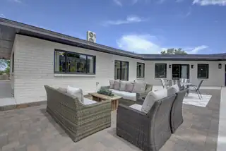 210 Josefita Road NE Patio