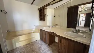 306 S MCKINLEY Avenue 