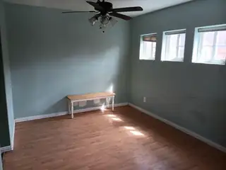 4904 Idlewilde Lane SE 