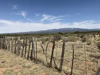 S: 10 T: 2N R: 6E N2NE4 (80AC 