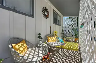 2724 PENNSYLVANIA Street NE 