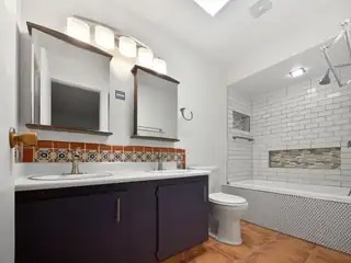 3912 WELLESLEY Drive NE Interior Other