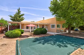 355 ESPERANZA Drive Pool