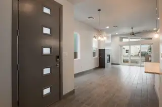 2404 De Kooning Avenue SE 