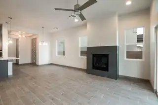 2404 De Kooning Avenue SE 