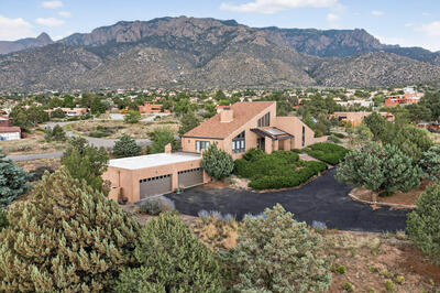 450 LIVE OAK Lane NE, Albuquerque