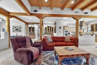 317 PLAZA MUCHOMAS Living Room