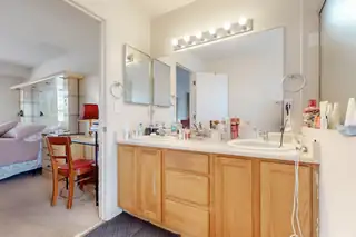 1420 SUMMERFIELD Place SW 