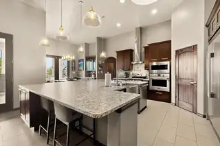 3220 VATAPA Road NE Kitchen