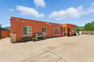 156 PUEBLO LUNA Drive NW 