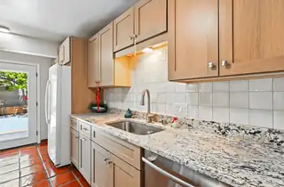 4508 SHILOH Place NE Kitchen