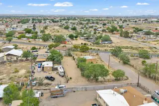 1536 FOOTHILL Drive SW 