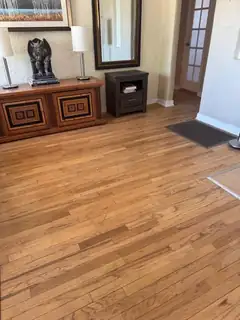 510 Mountain Road NW Living Room