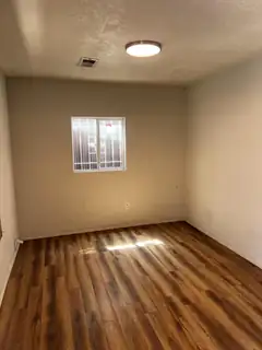 6913 ACOMA Road SE Living Room