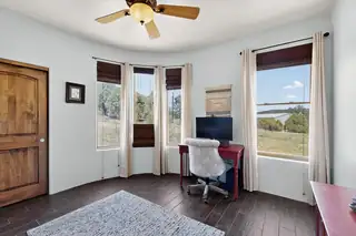 10 FRANCISCO Road Home Office