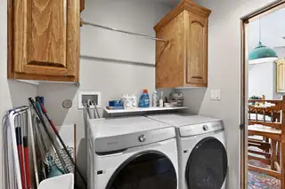 10 FRANCISCO Road View