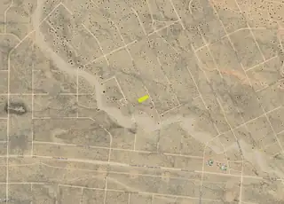 Wooden (U20 B25 L18) .5 ac. Road NE 