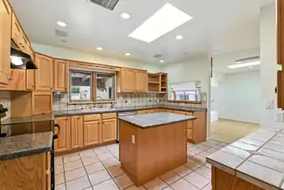 934 Fairway Road NW Kitchen