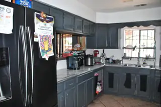 1567 LAS GLORIETAS SW 