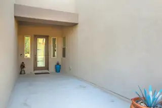 5825 RIDGELINE Place NE 