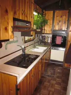 56 RIVER Road Kitchen