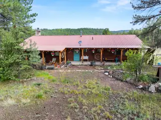 19 CANOE Court Exterior Front