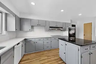 1414 CALIFORNIA Street NE Kitchen