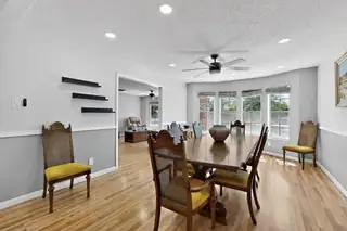 1414 CALIFORNIA Street NE Living Room