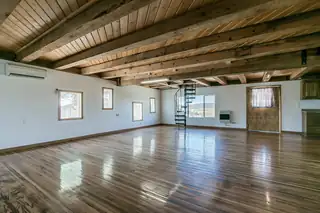 1 APPLE MOUNTAIN Road 