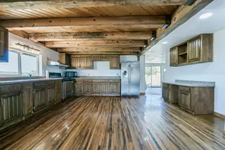 1 APPLE MOUNTAIN Road 