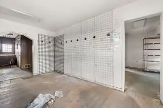 115 CANDELARIA Road NW 