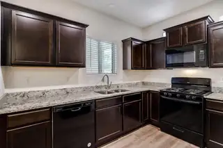 267 SAN CLEMENTE Avenue NW 