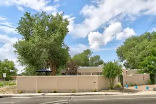 2616 MOUNTAIN Road NW 