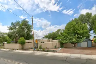 2616 MOUNTAIN Road NW 