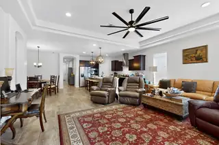 4276 CROWNED EAGLE Loop NE 