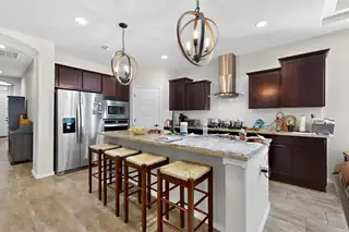 4276 CROWNED EAGLE Loop NE 