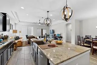 4276 CROWNED EAGLE Loop NE 