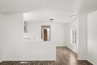 714 CITY VIEW Drive SW 