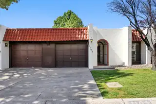 1105 Bernalillo Place SE 