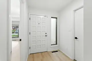 1105 Bernalillo Place SE 