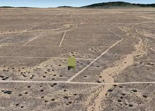 35th (U6 B5 L35) 0.5 ac. Street NW 