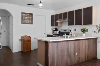 10316 ANDALUSIAN Avenue SW Kitchen