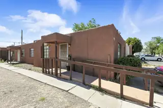 236 SAN PABLO Street NE 