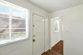 236 SAN PABLO Street NE 