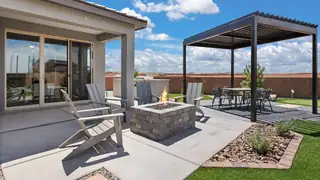 2412 Marble Avenue NE Patio